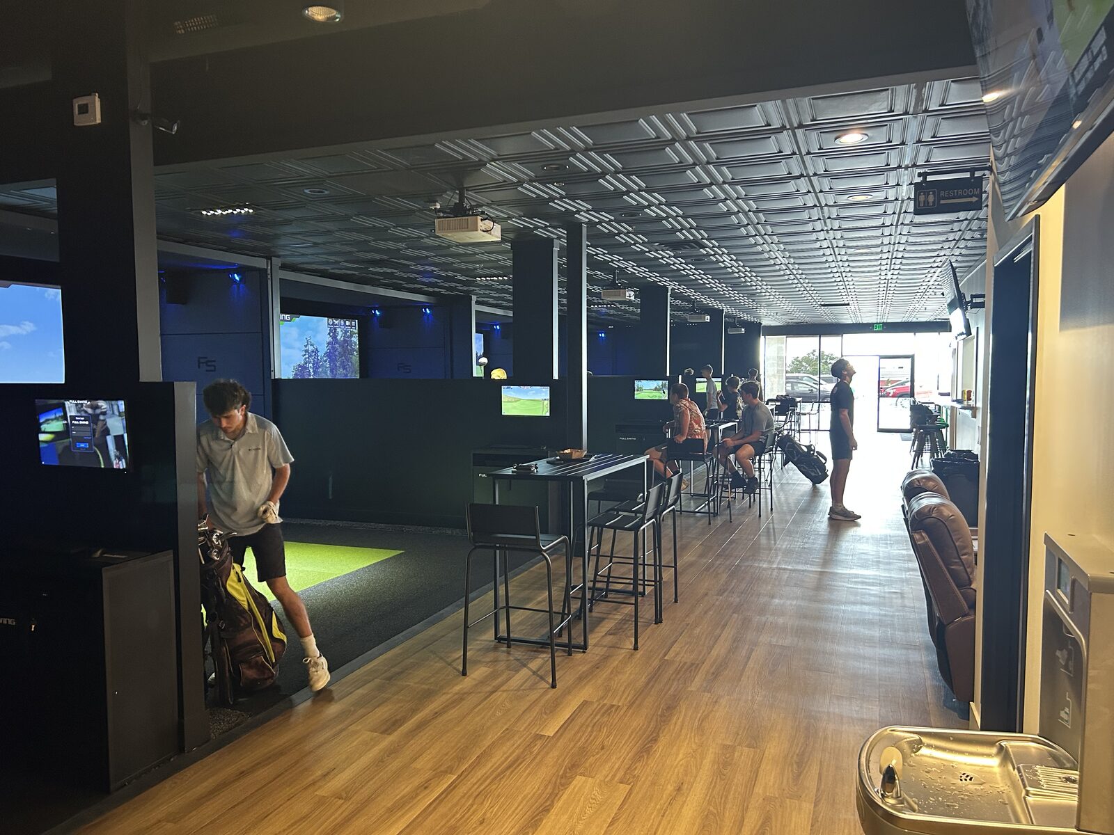 Lounge area at Way Right Golf in Geneseo, NY